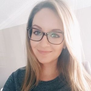 Meet your Posher, Pam